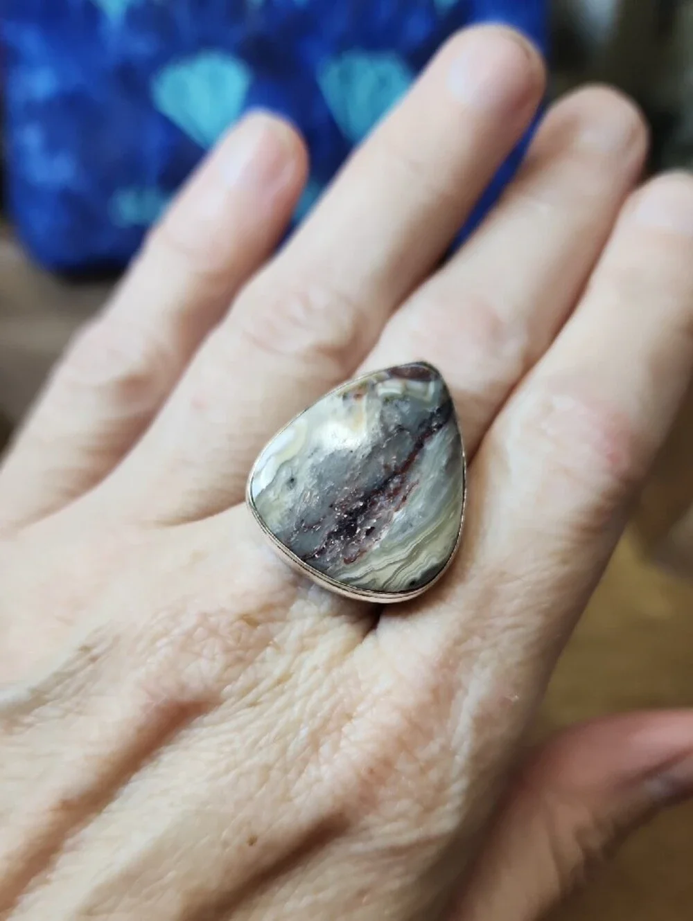 N/A handcrafted agate